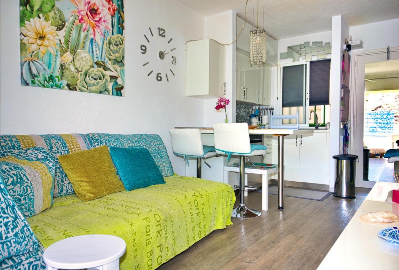 Malibu 2 Apartamento Con Aire Acondicionado, Campo De Tennis Y Piscina Con Solarium 波多黎各 外观 照片