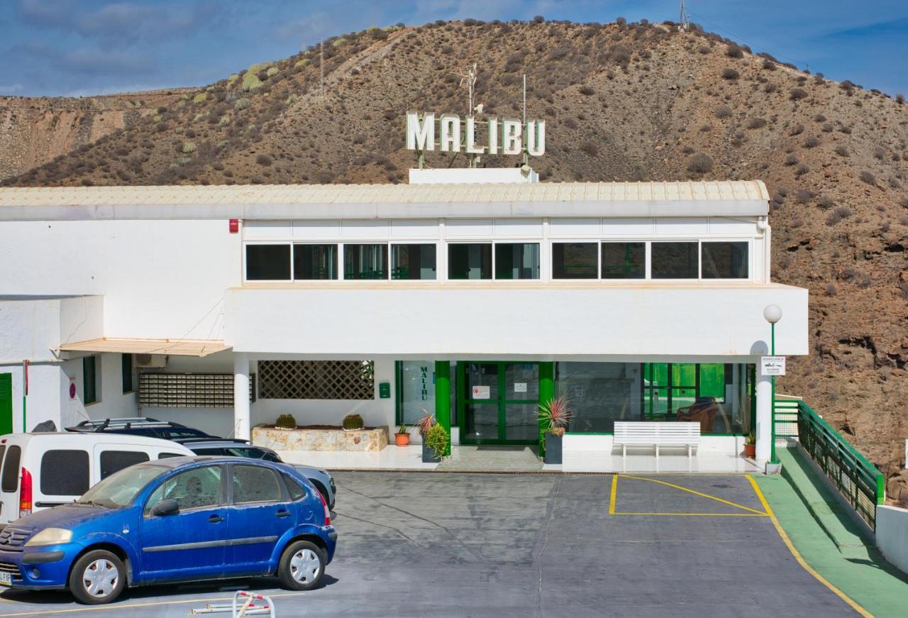 Malibu 2 Apartamento Con Aire Acondicionado, Campo De Tennis Y Piscina Con Solarium 波多黎各 外观 照片